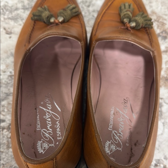 Giorgio Brutini Tan Leather Loafers with Green Tassels - Picture 8 of 12